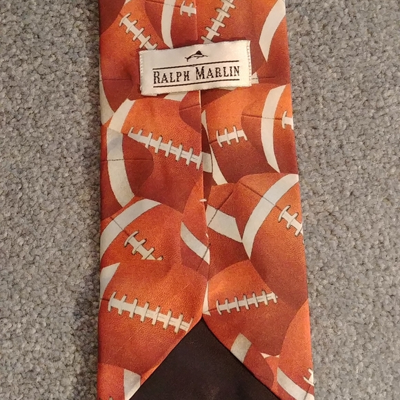 Ralph Marlin Football Tie - Picture 2 of 3